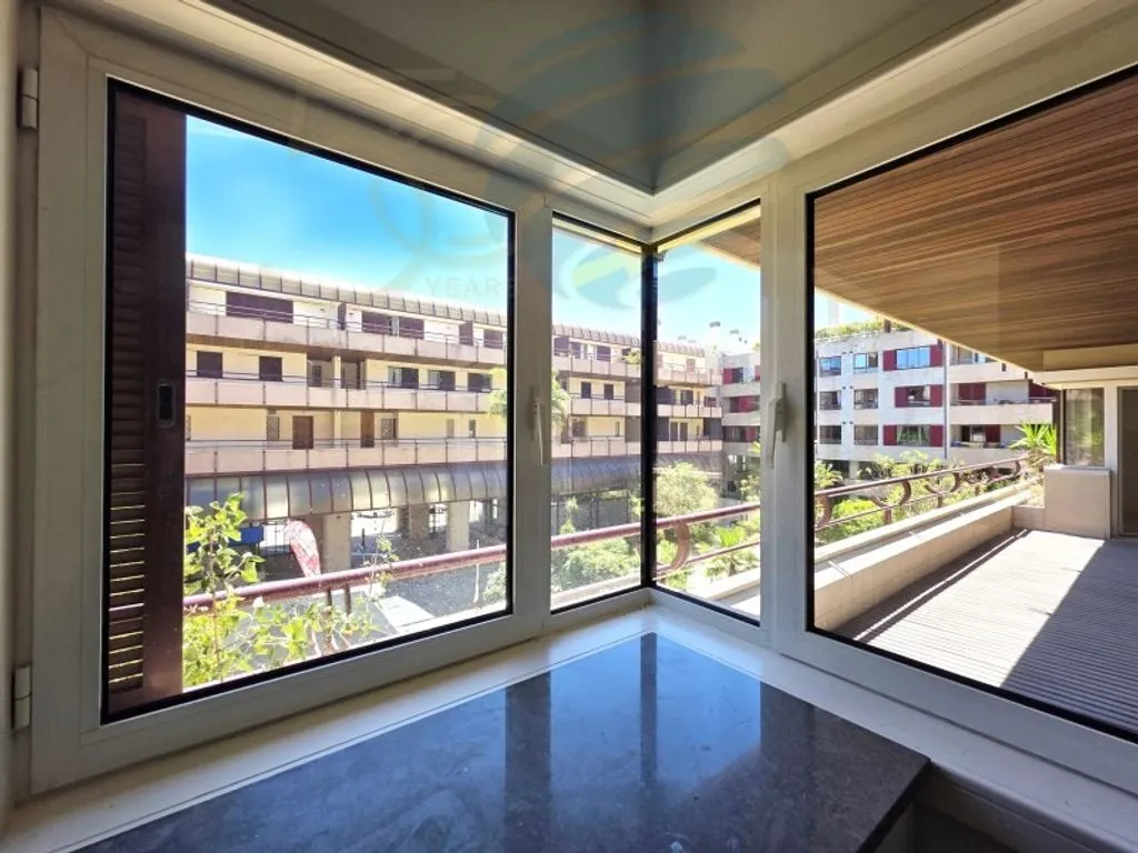 Rõdu - Luxury Flat with Pool in Estoril, Cascais