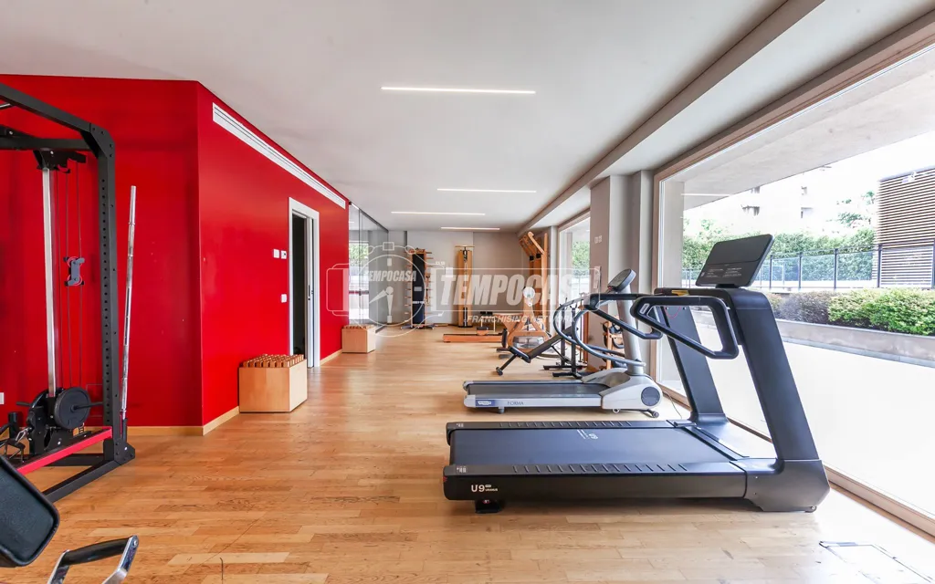 Pièces - Luxury Triplex with Panoramic Views in Milan
