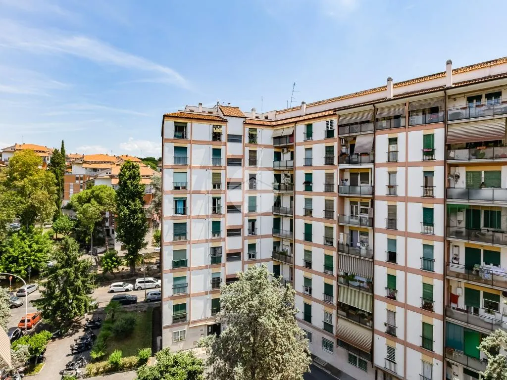 Vista aerea - 2-Bedroom Apartment with Balcony in Rome
