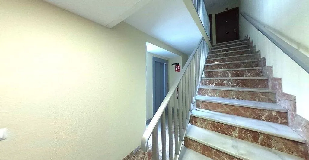 Rooms - Flat with Lift in Aluche, Madrid