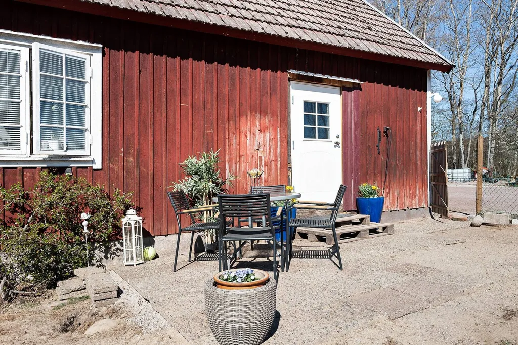 Terrasse - Charming Villa with Lake View in Snäckestad