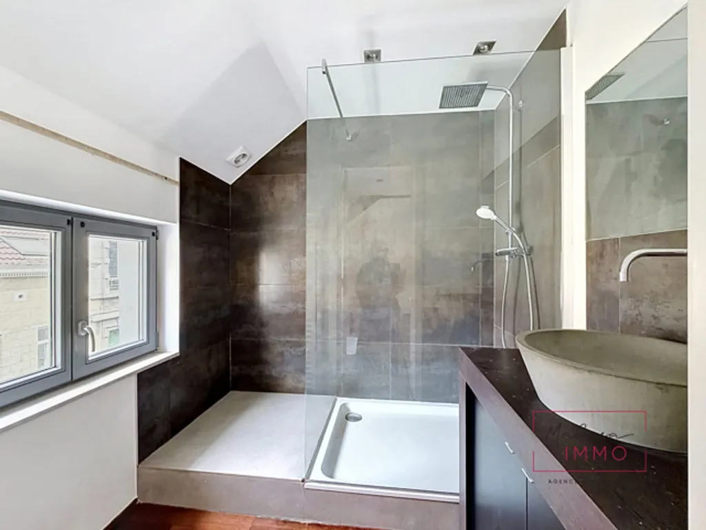 Bagni - Duplex with Terrace in Porte de Namur