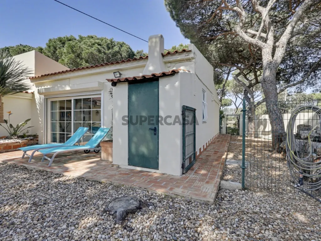 Terrace - Detached Villa with Pool in Fonte Santa, Loulé