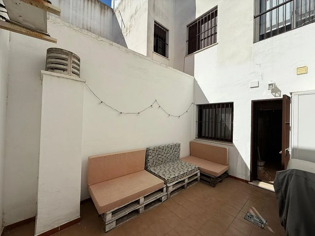 Garden - 2-Bed Apartment with Terrace in Chipiona