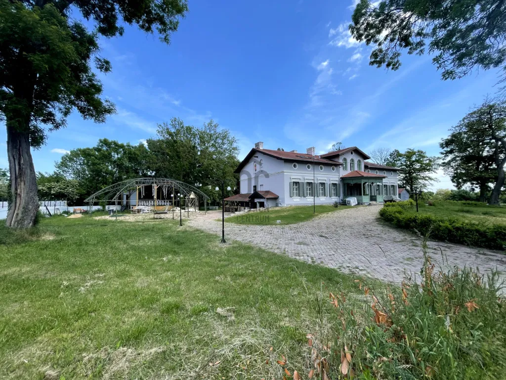 Välivaade - Historic Villa with Event Space in Nemesvita