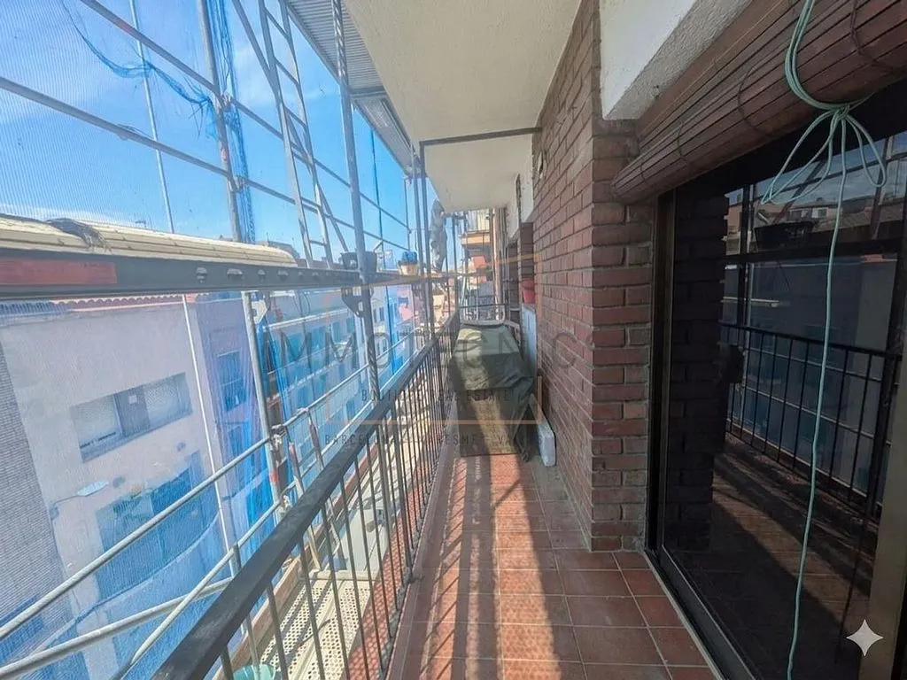 Balcon - Apartment with Balcony in L'Hostal - Lledoner