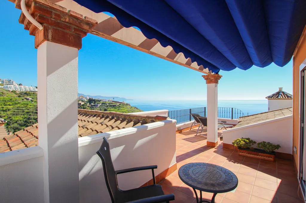 Terrasse - Villa with Sea View and Pool in Tamango Hill