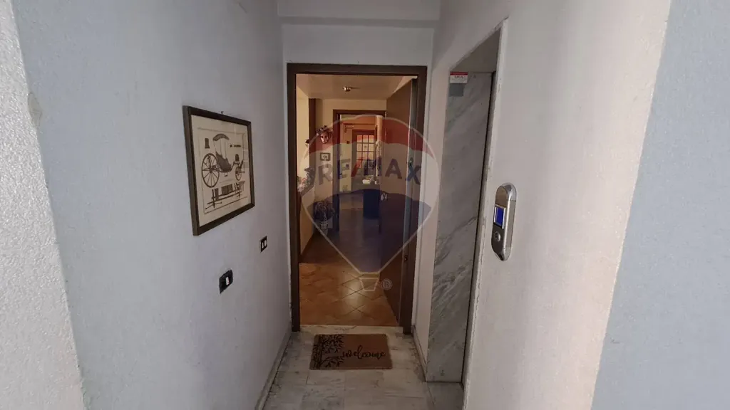 hallway_entrance