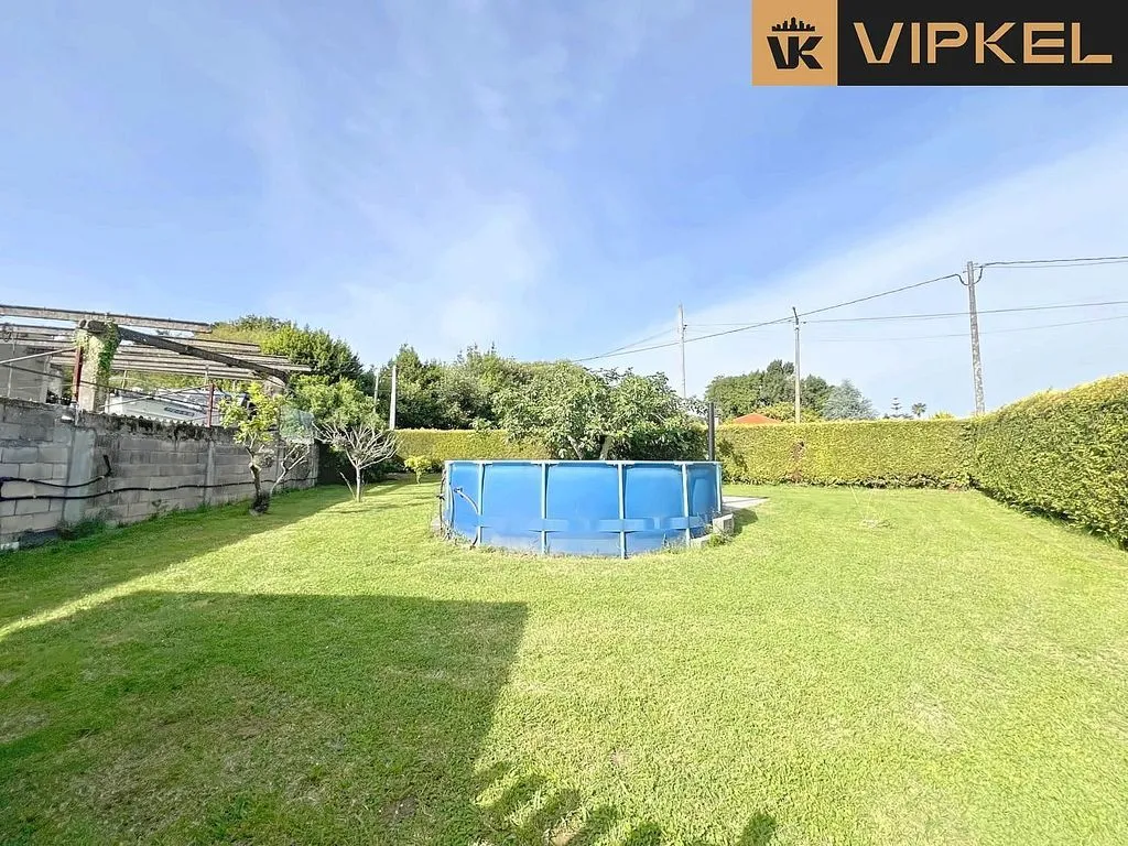 Aed - Chalet with Pool and Terrace in Ares