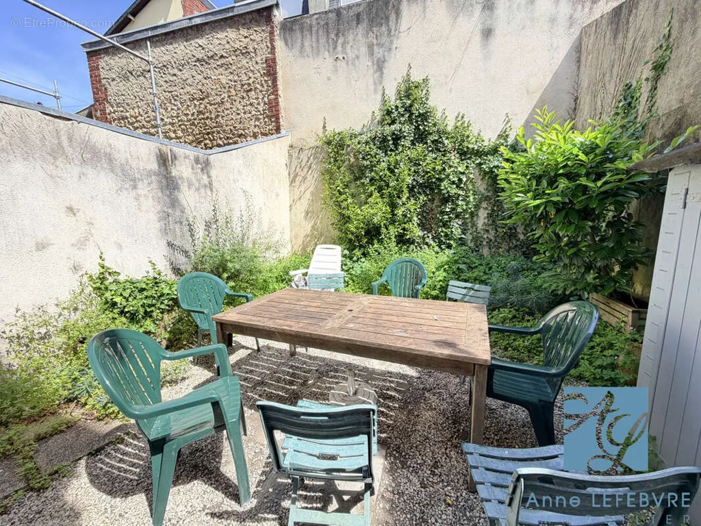 5-toaline maja asukohas Trouville-Sur-Mer
