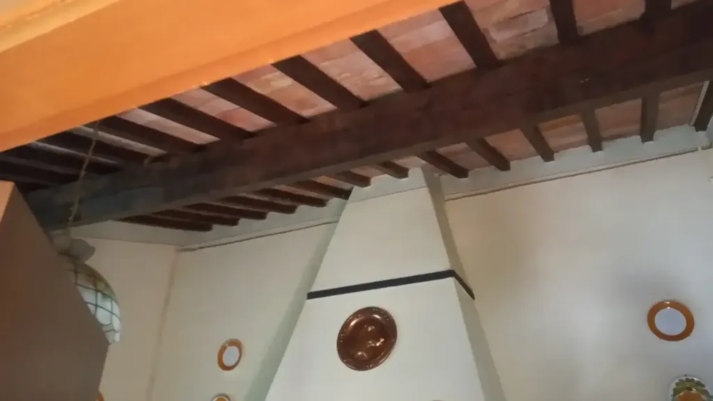 Elutuba - Rustic Bilocale with Private Parking in Capannoli
