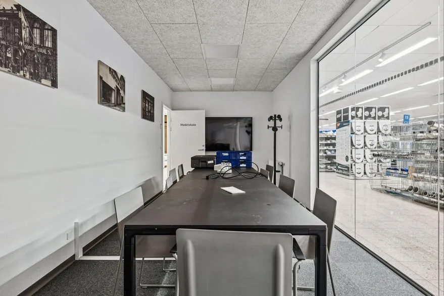 Bureau - Fully Let Commercial Property in Fredericia