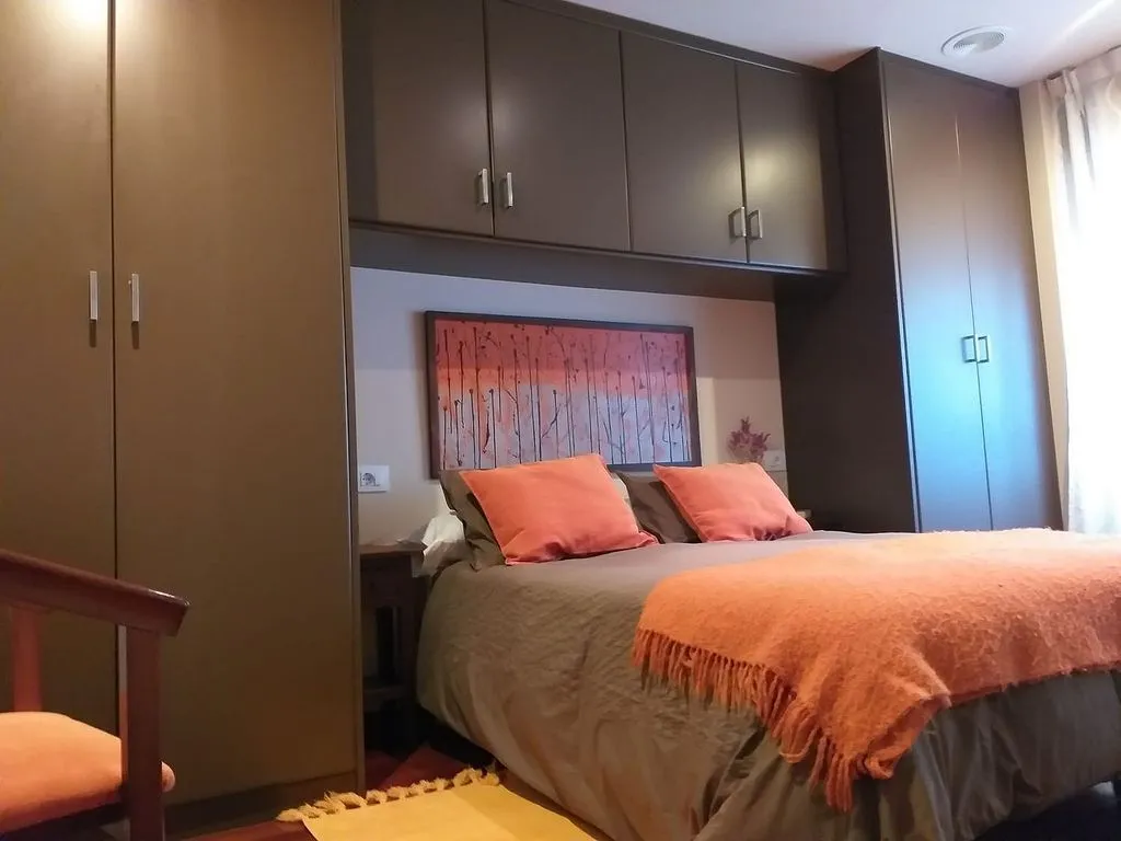 Magamistoad - Furnished Flat with Garage in Chantada