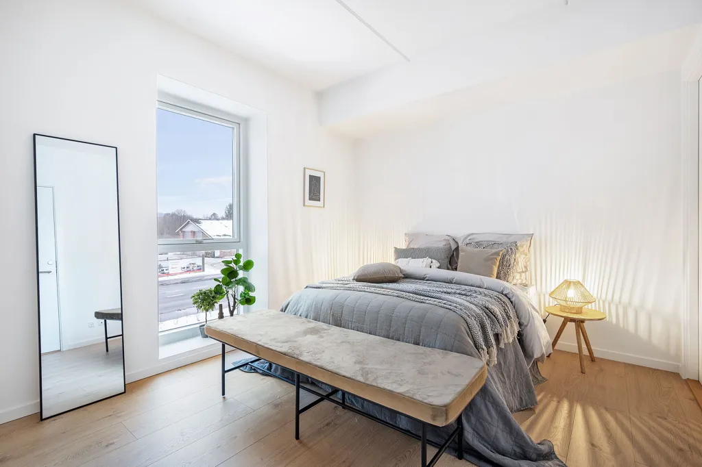 Chambres - Apartment with Balcony in Lysbro