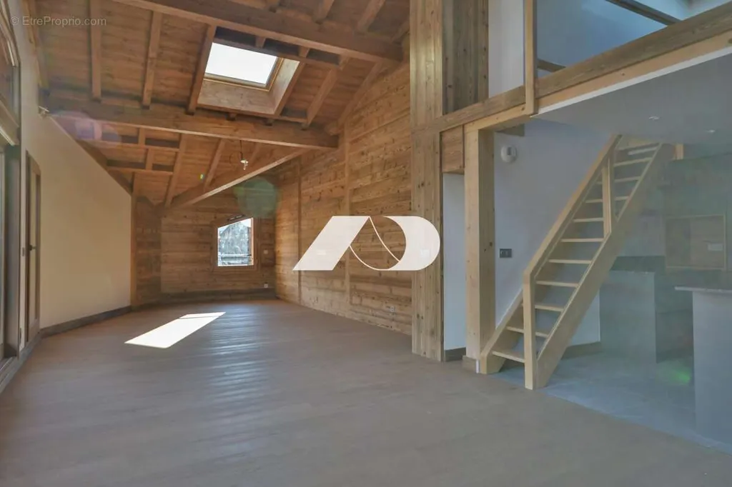 Pièces - Appartement Luxueux avec Balcons à Morzine
