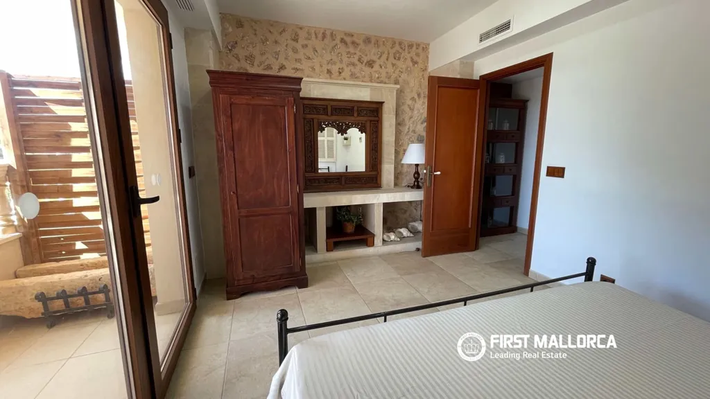 Bedrooms - Furnished Apartment with Mountain View in Pollensa