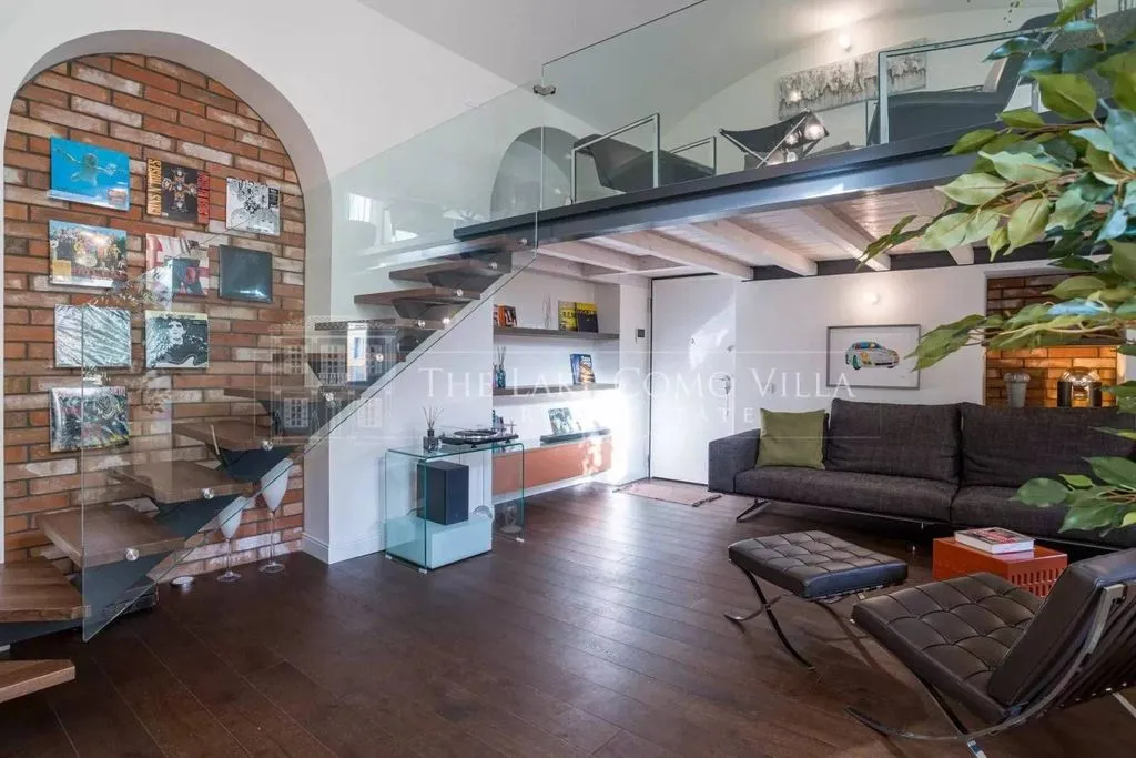 Séjour - Luxury Apartment with Private Garden in Menaggio