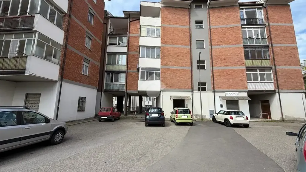 Extérieur - Apartment with Balcony in Potenza