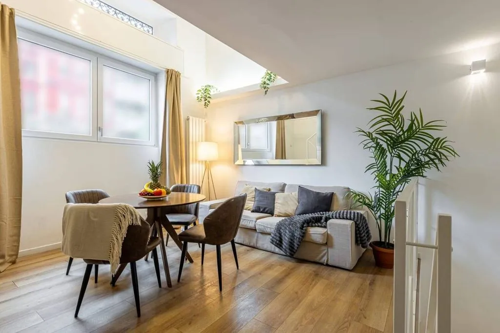 Salle à manger - Luxury Loft with Metro Access in Milan