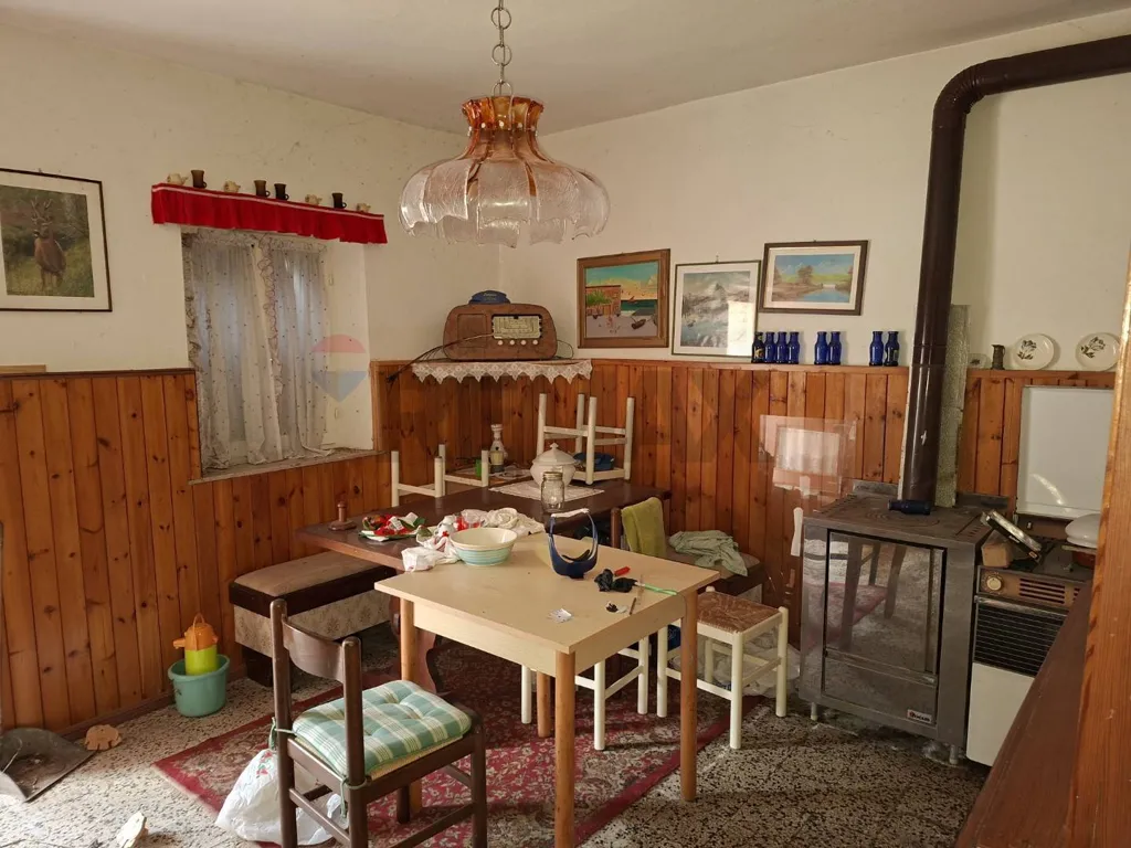 Sala da pranzo - Semi-detached House with Garden in Ronce, Belluno