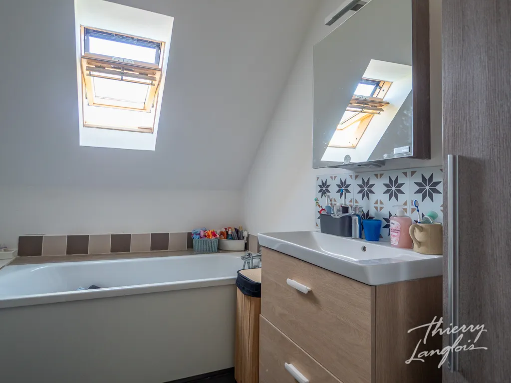 Bathrooms - Contemporary Villa with Garden near Cysoing