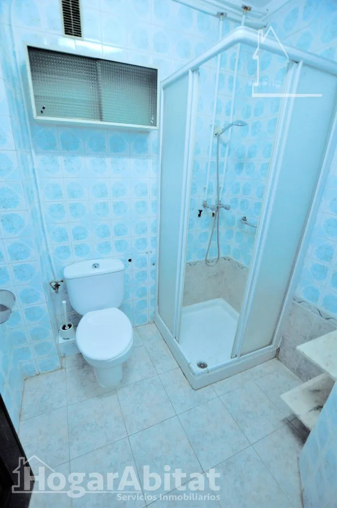 Vannitoad - Spacious Apartment with Balcony in Malilla, Valencia