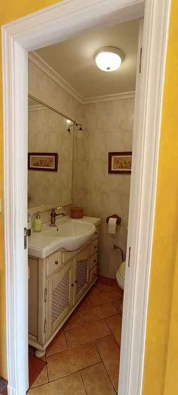 Bathrooms - Chalet with Pool and Terrace in Simancas