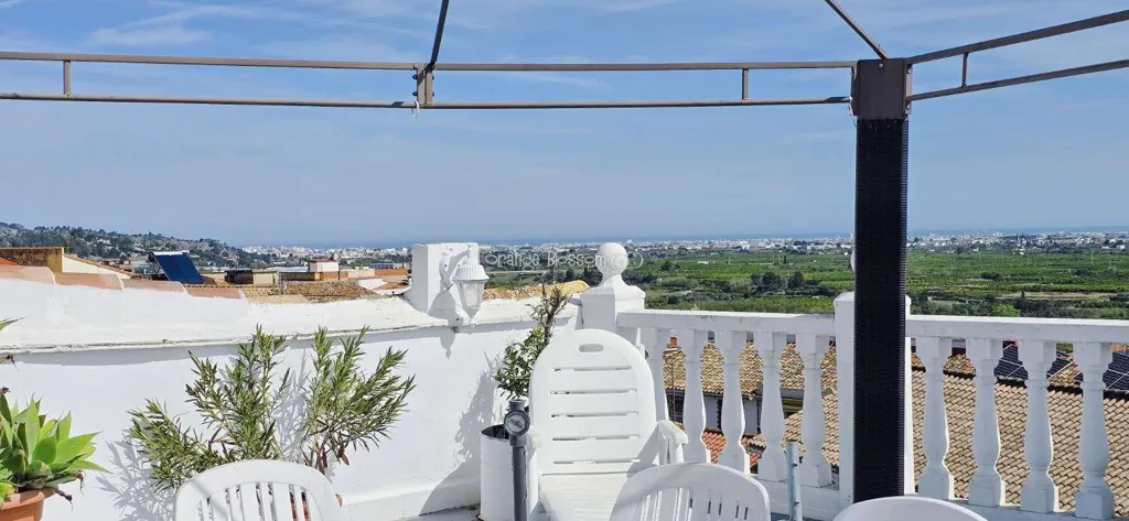 Terrazza - Charming Townhouse with Sun Lounge in Ador