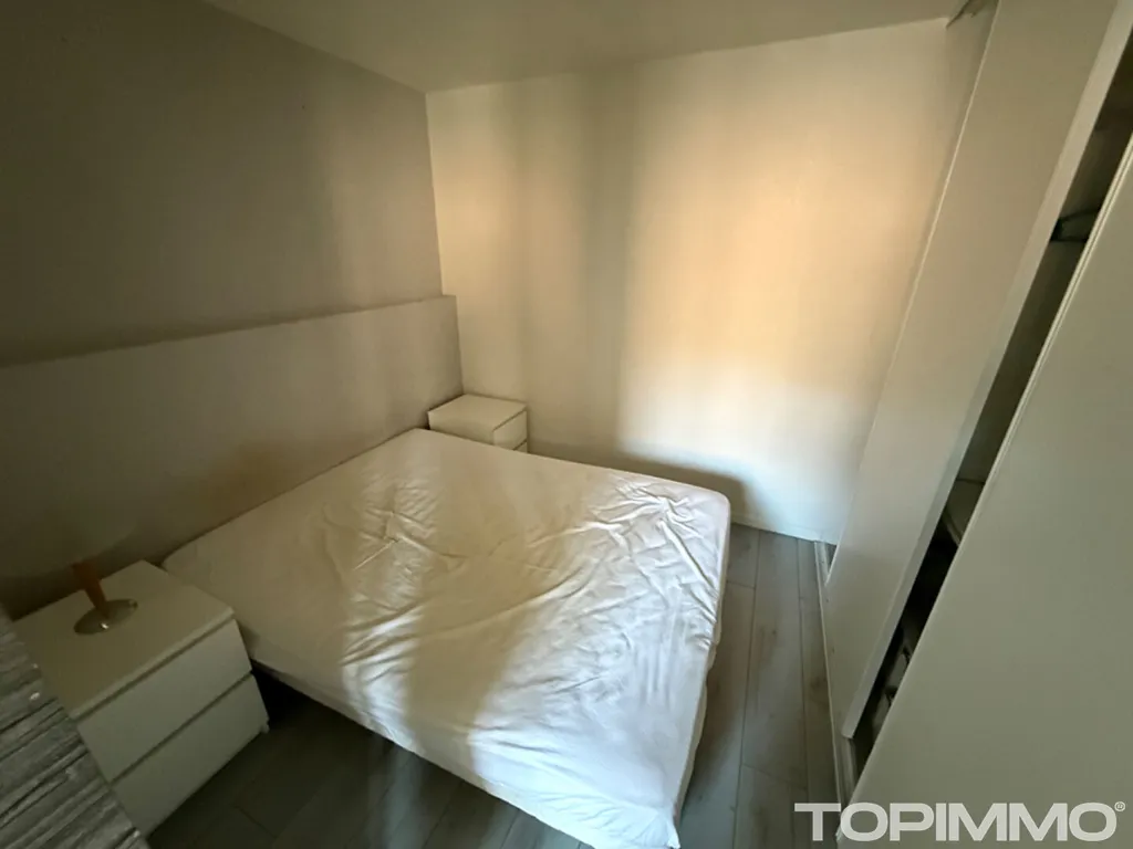 Chambres - Appartement Meublé 2 Pièces à Thann