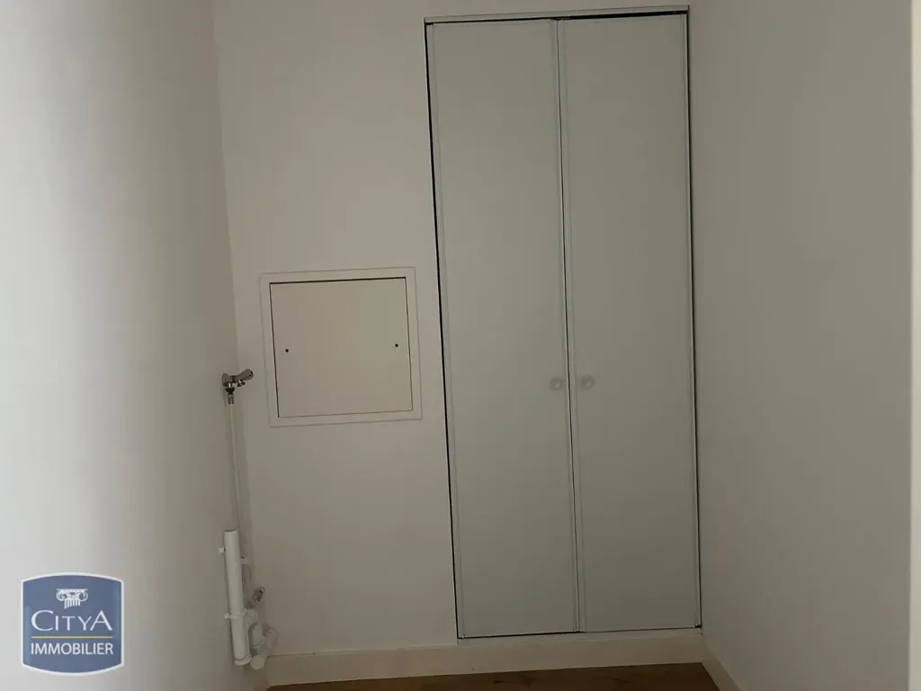 Pièces - Appartement Récent dans Bâtiment Historique à Compiègne