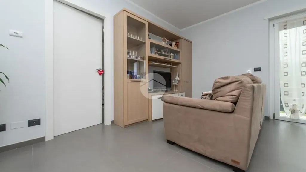 Soggiorno - Fully Rented Apartment with Balcony in Giaveno