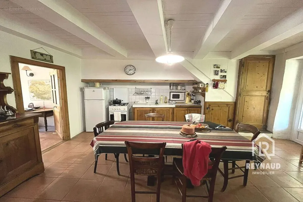 Dining Room - Charming Stone House with Garden in Le Caylar