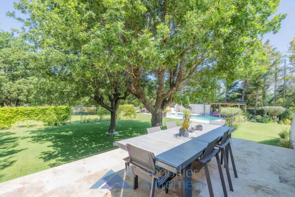 Terrazza - Renovated Villa with Pool in Puyricard