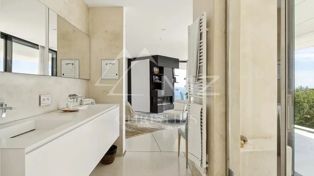 Salles de bain - Villa Moderne avec Vue Mer près de Monaco