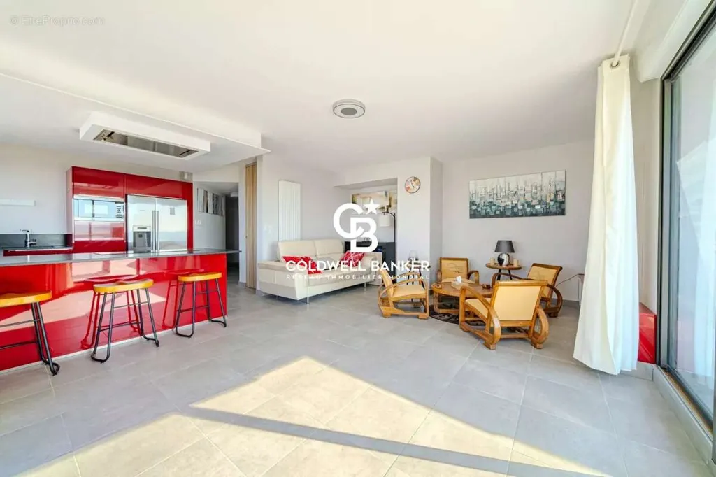 Köök - Modern Apartment with Sea View in Sète