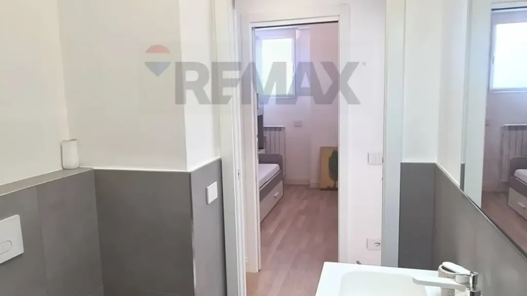Vannitoad - Armed Trilocale with Garden in Milan