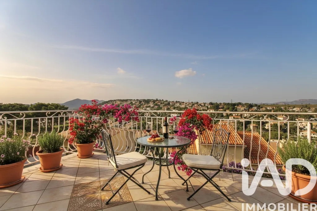 Terrass - Luxury Villa with Pool in Carnoux-en-Provence