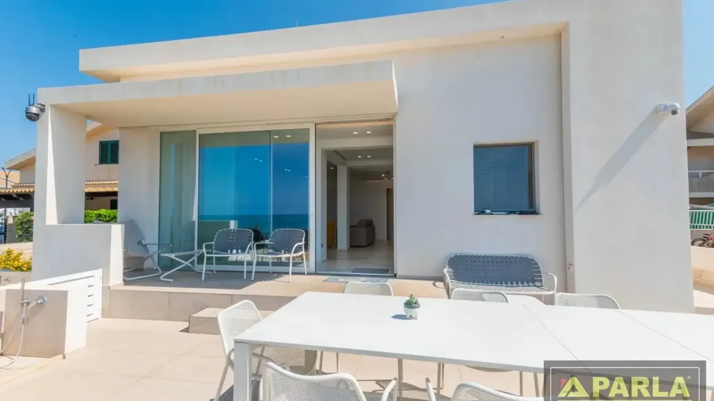 Terrasse - Villa with Beach Access in Marina di Ragusa