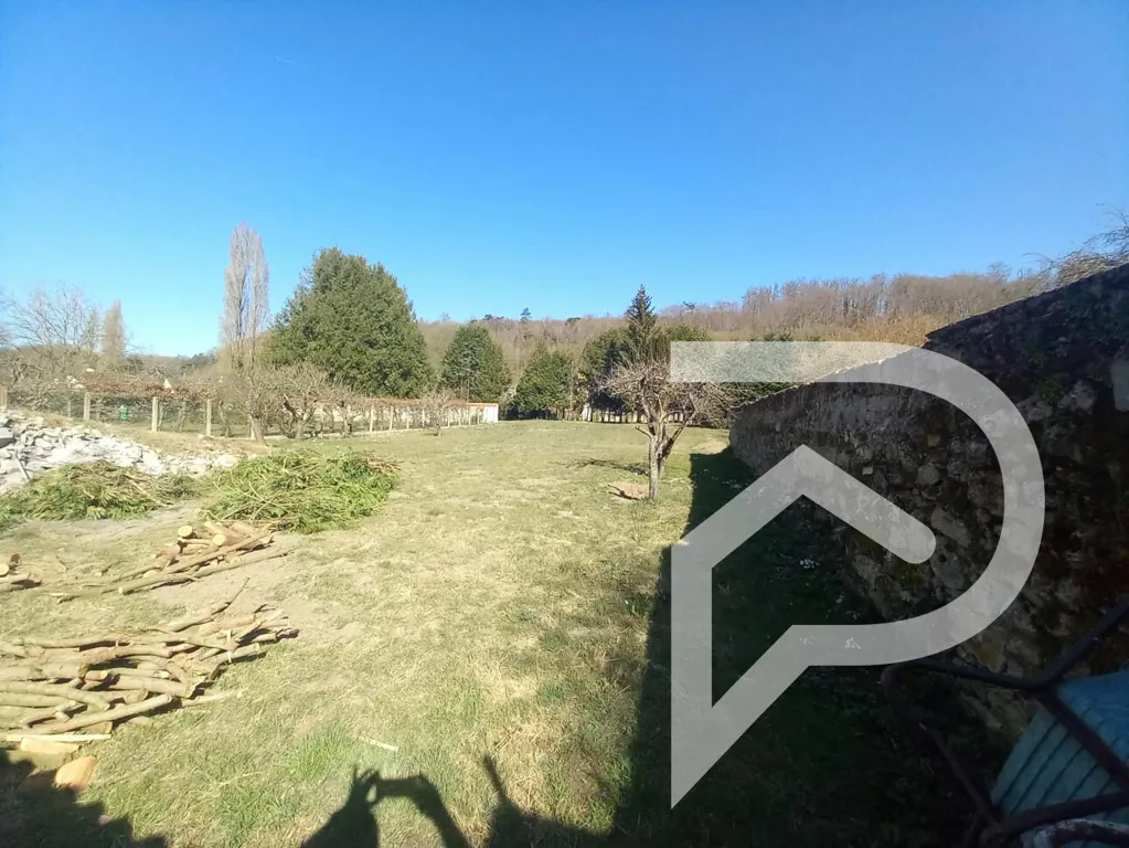 Aed - Multi-Unit Property with Garden in Valley de l'Automne