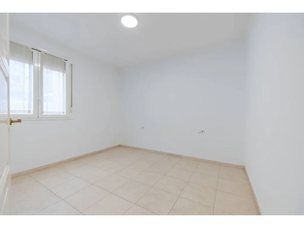 Toad - Duplex with Balcony in Eixample Sud, Girona