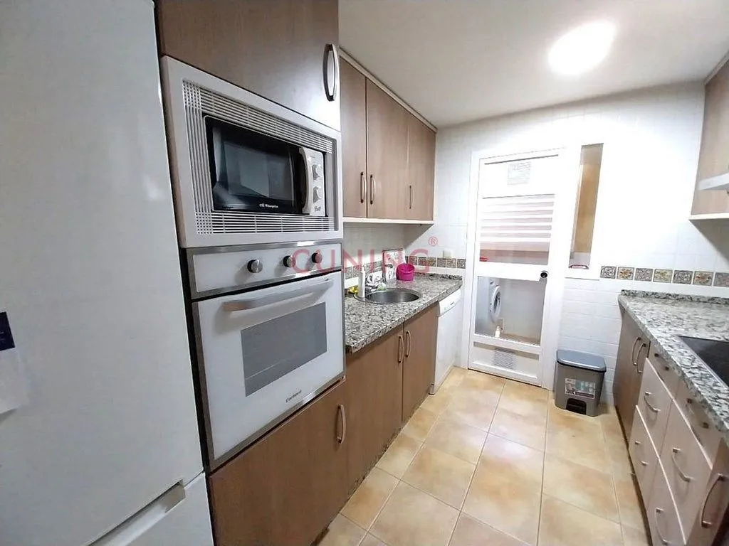 Cuisine - Apartment with Pool and Terrace in Cáceres Centre