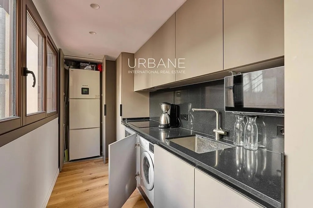 Cuisine - Apartment with Balcony in Barcelona's Gothic Quarter