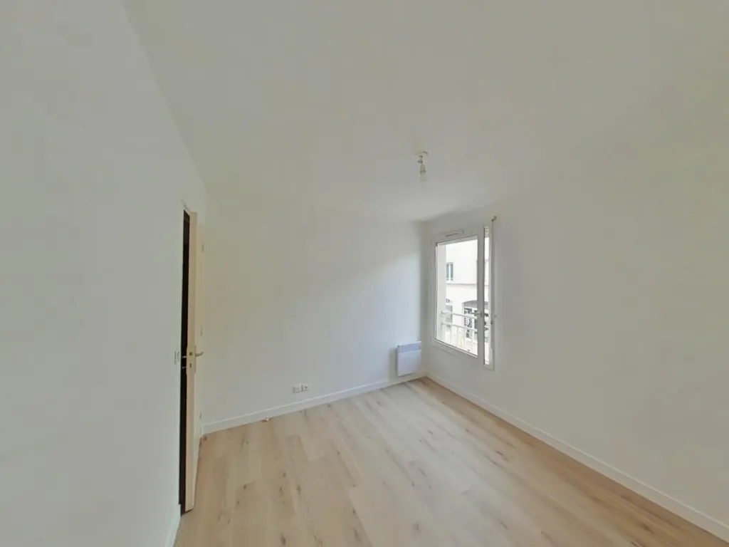 Pièces - Appartement avec Garage au Centre-ville de Montmorillon