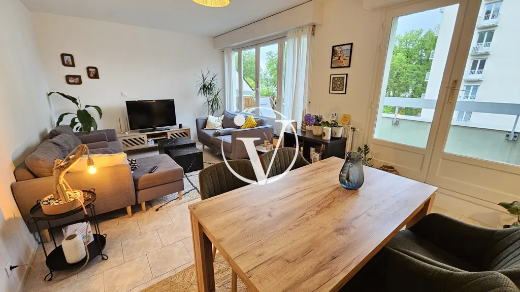 Elutuba - Renovated Flat with Balcony in Vendôme