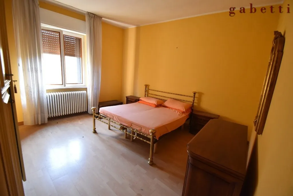 Chambres - Two-Level Apartment in Vittuone Centre