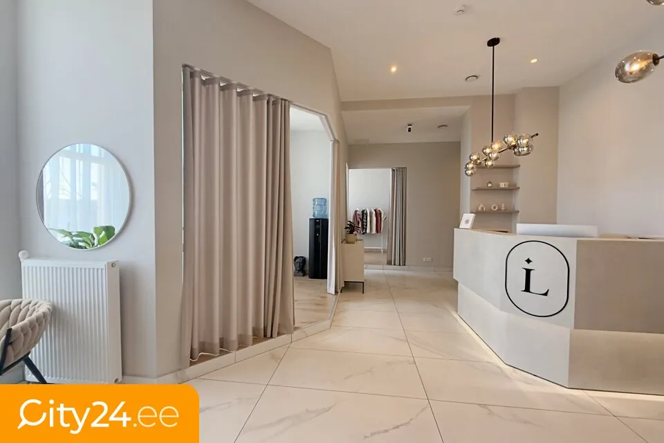 Entrée - Commercial Space with Flexible Layout in Riga