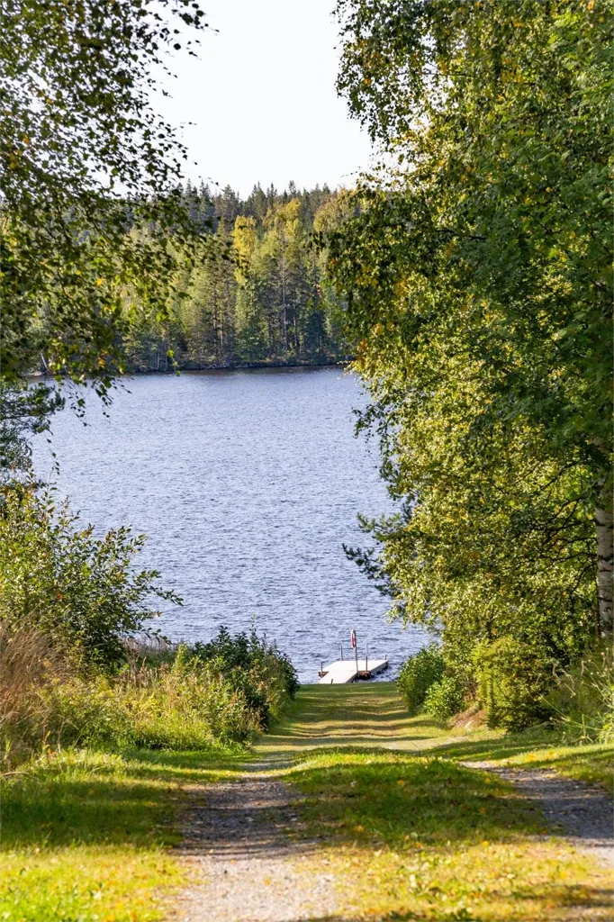 Välivaade - Cottage with Pool Access in Sör-Älgen