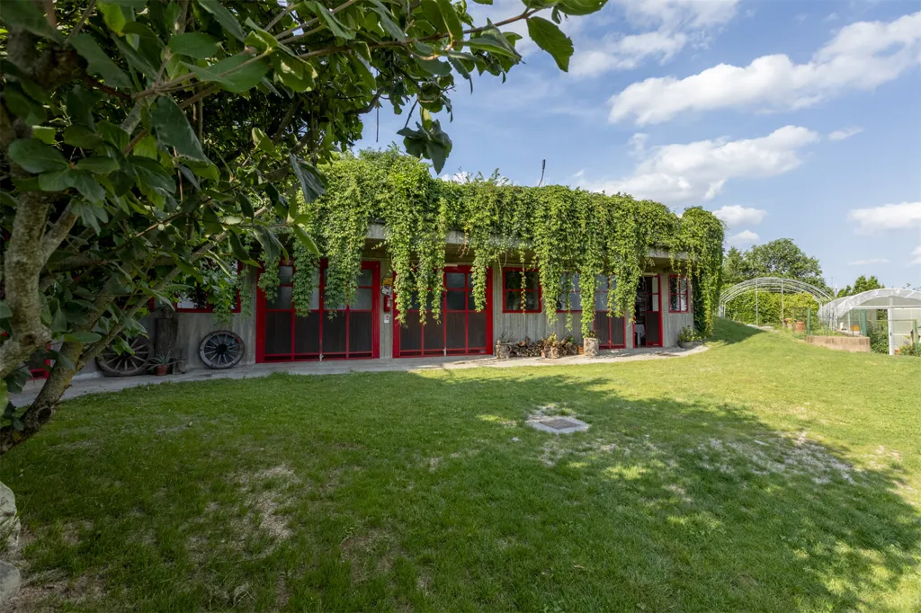 Garden - Luxury Villa with Panoramic Views in Turin