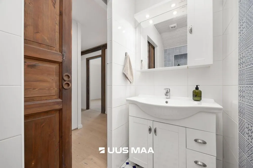 Vannitoad - Flat with Recent Renovation in Tallinn