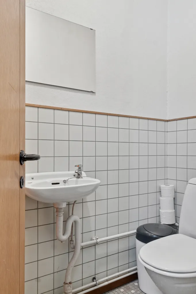 Badezimmer - Villa with Development Potential in Slangerup